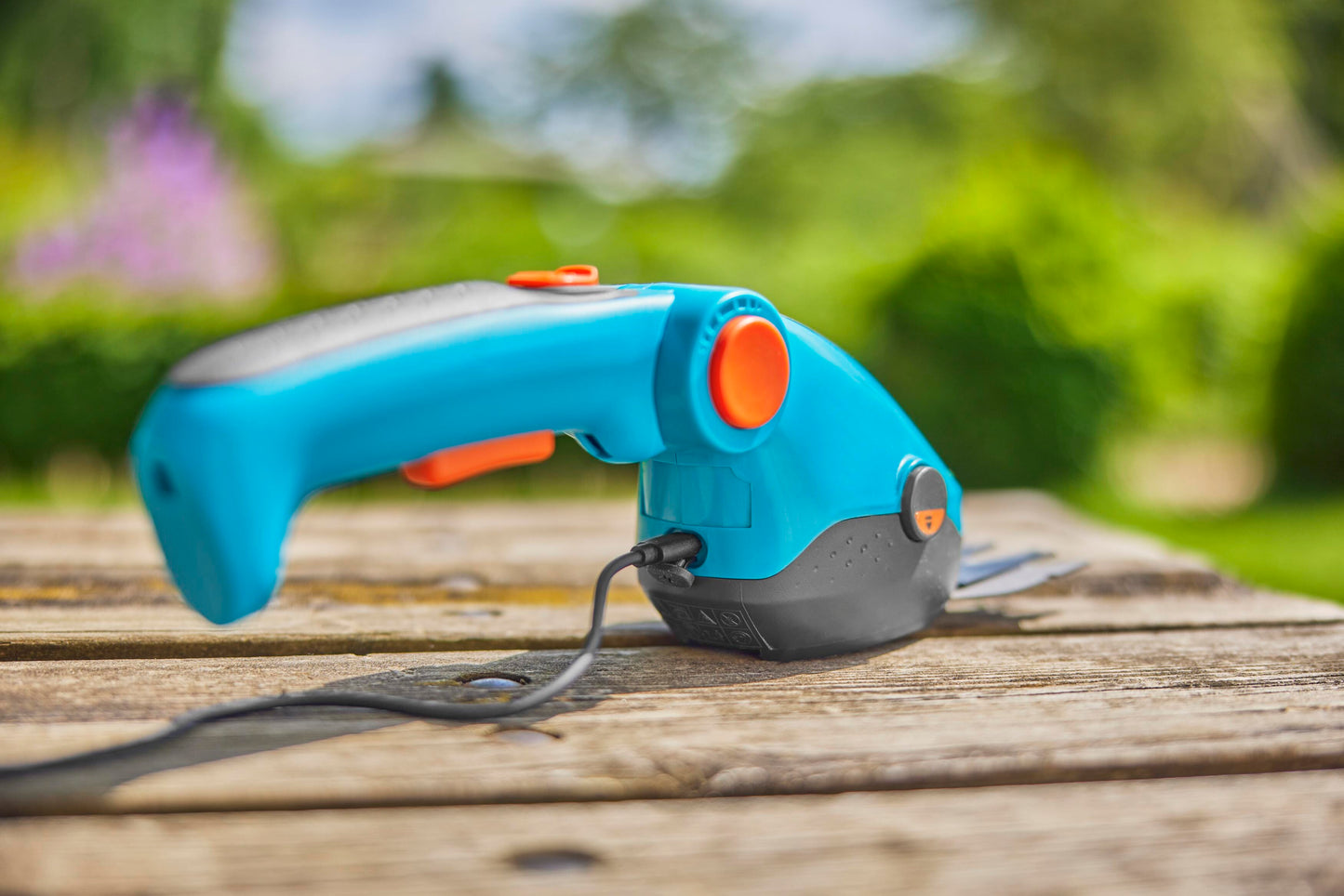 Battery Grass and Shrub Shears ComfortCut Li
